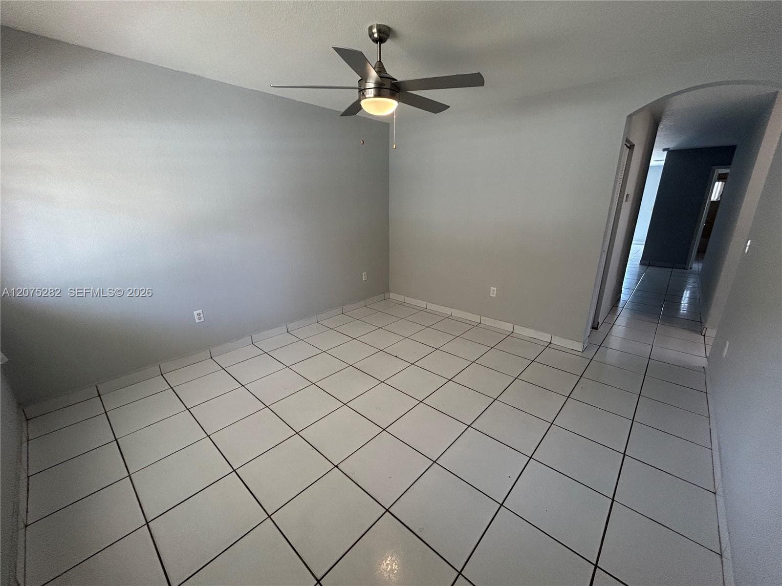 2421 NW 99th Ter # 2, Miami, FL 33147 — zdjęcie 4