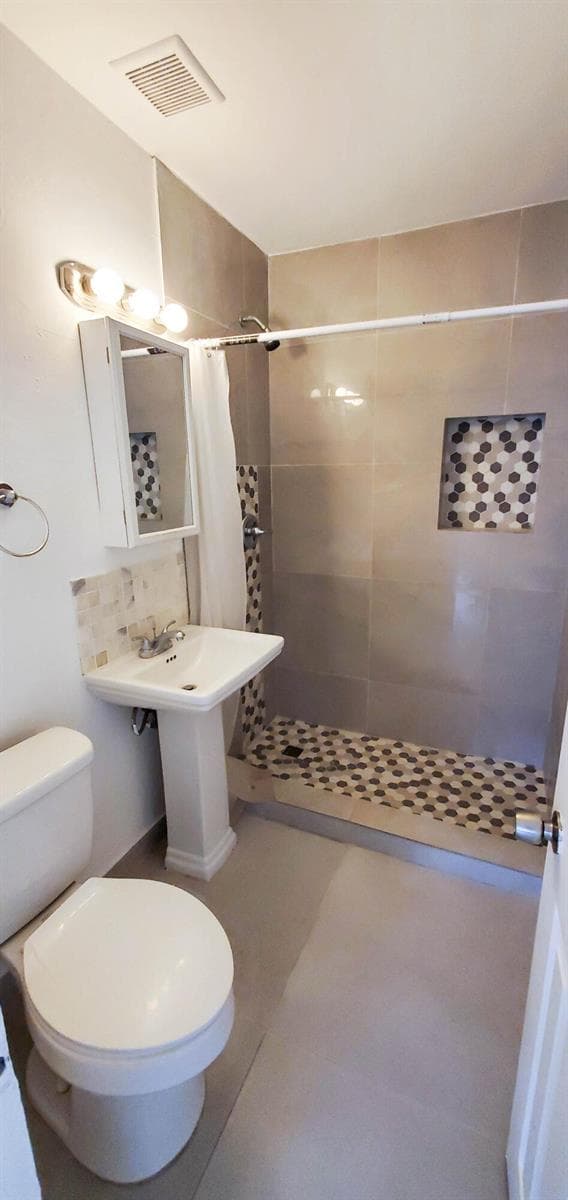 4398 NE 15TH Terrace, Pompano Beach, FL 33064 — zdjęcie 5