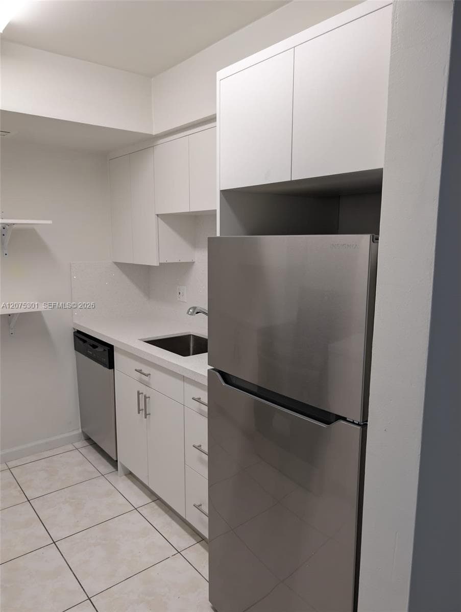 11855 NE 19th Dr # 46, North Miami, FL 33181 — zdjęcie 2
