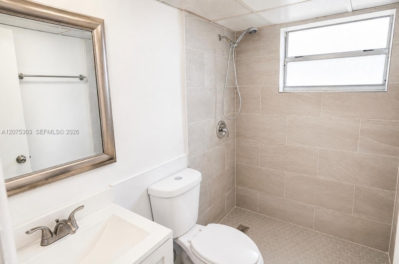 2799 E 4th Ave # 7, Hialeah, FL 33013 — zdjęcie 5