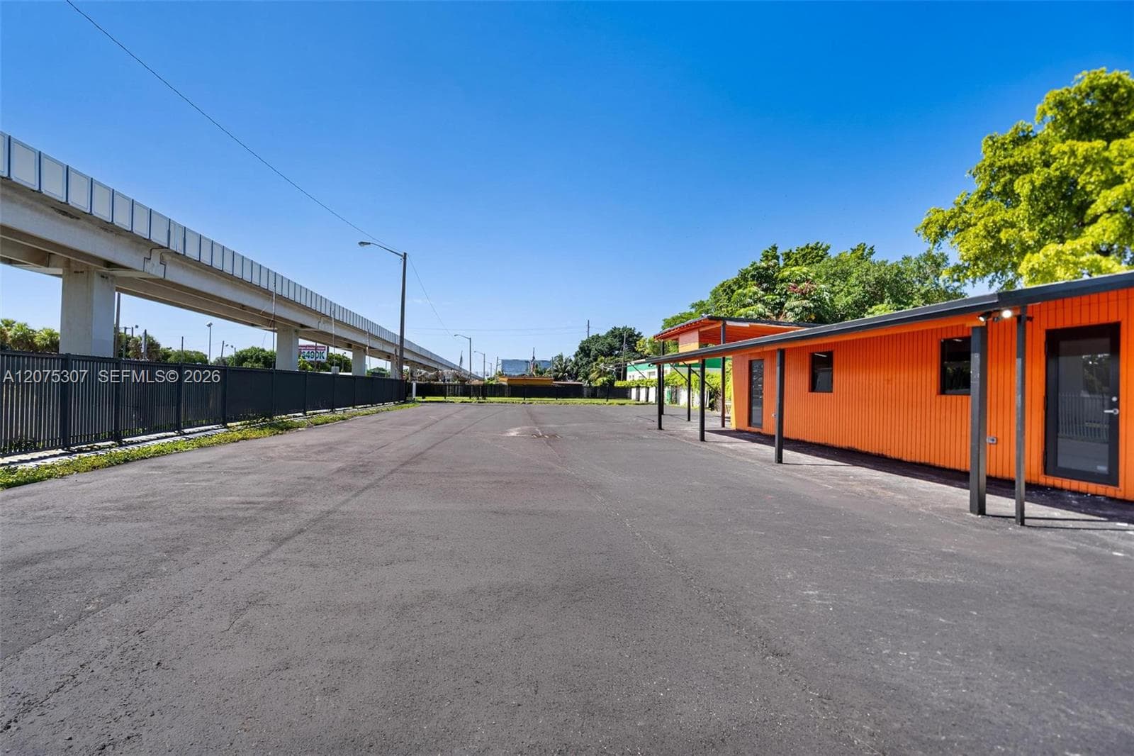 5960 NW 27th Ave, Miami, FL 33142 — zdjęcie 3
