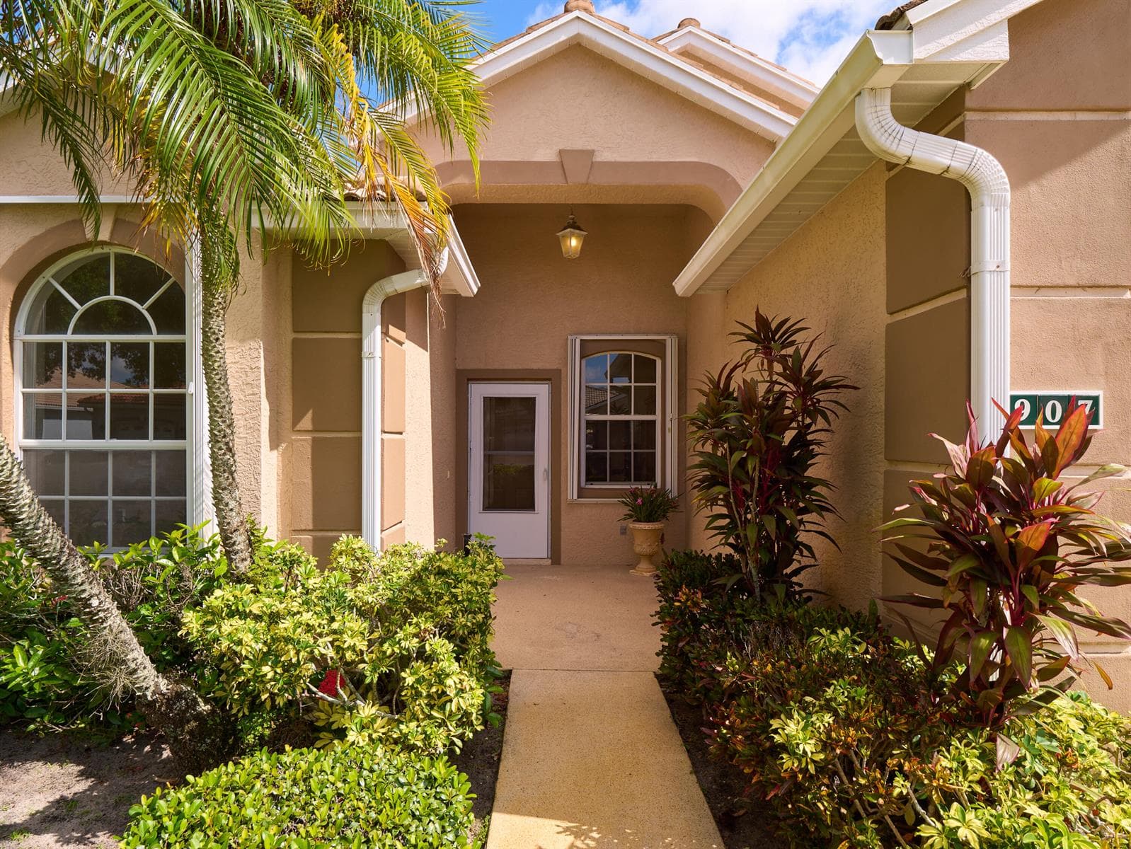 907 NW Sarria Court, Port St. Lucie, FL 34986 — zdjęcie 3