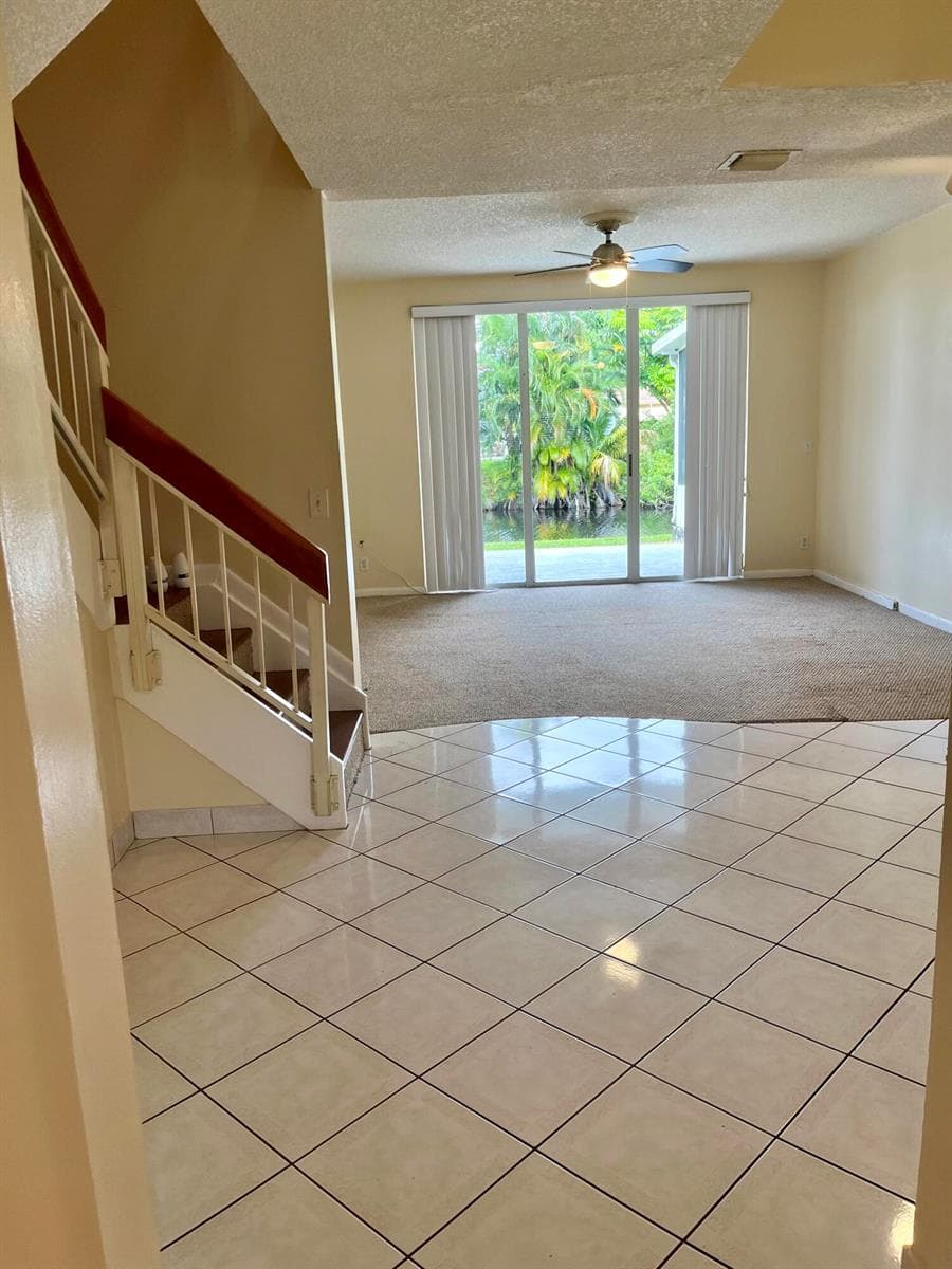 2317 SW 82nd Terrace, North Lauderdale, FL 33068 — zdjęcie 5