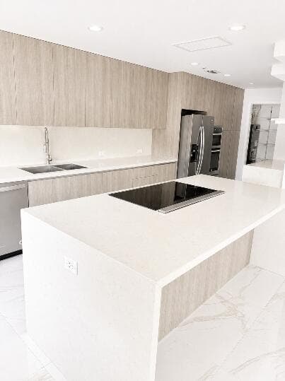 620 NE 7TH Avenue # 620, Fort Lauderdale, FL 33304 — zdjęcie 2