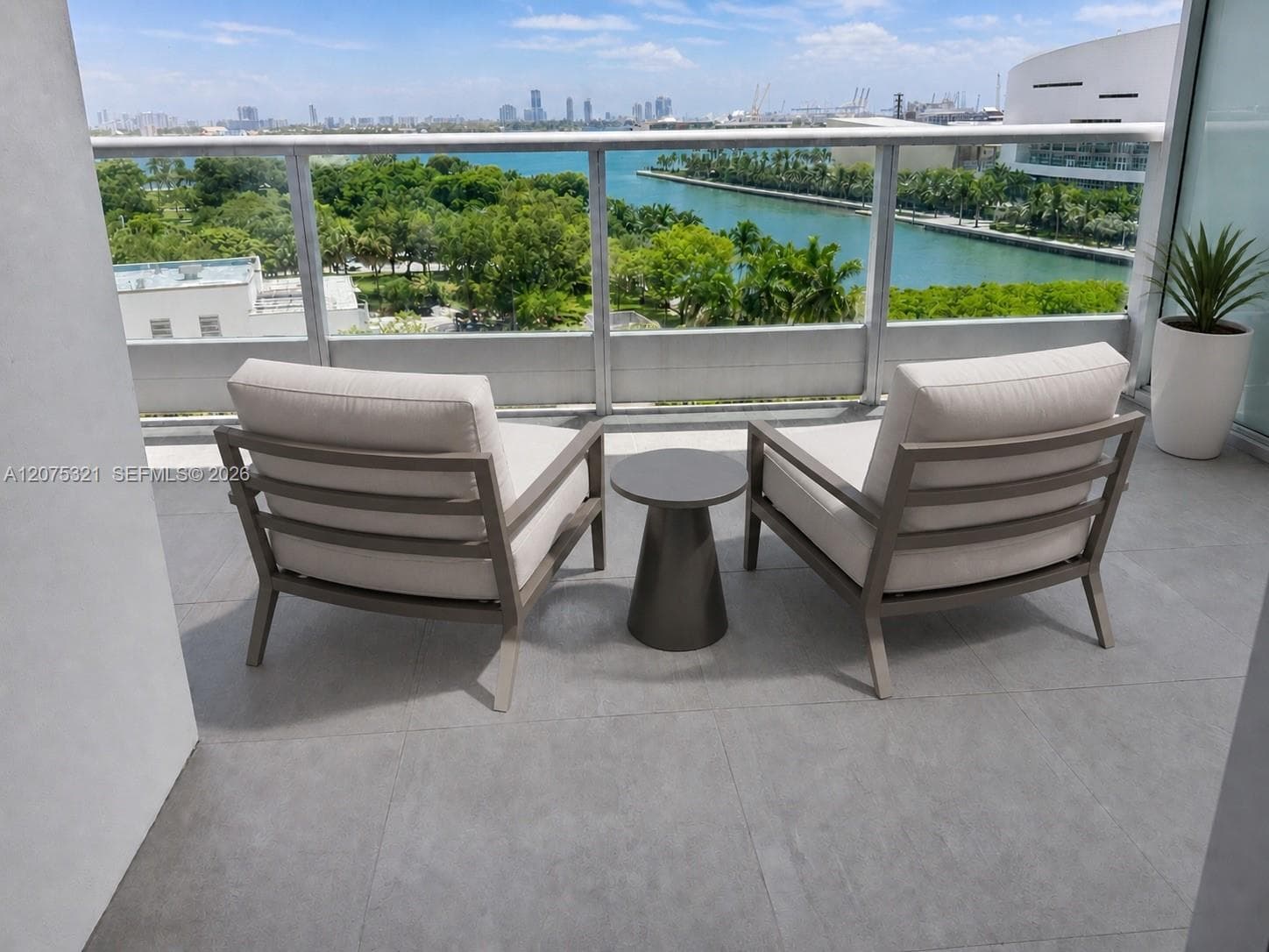 900 Biscayne Blvd # 902, Miami, FL 33132 — zdjęcie 2