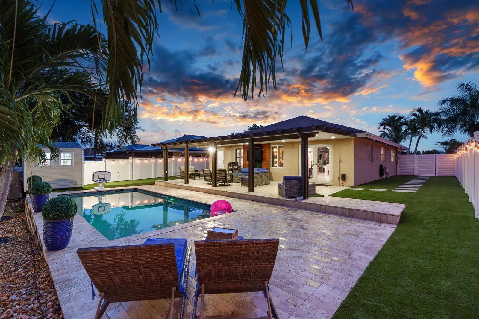 533 NE 1st Avenue, Deerfield Beach, FL 33441 — zdjęcie 2