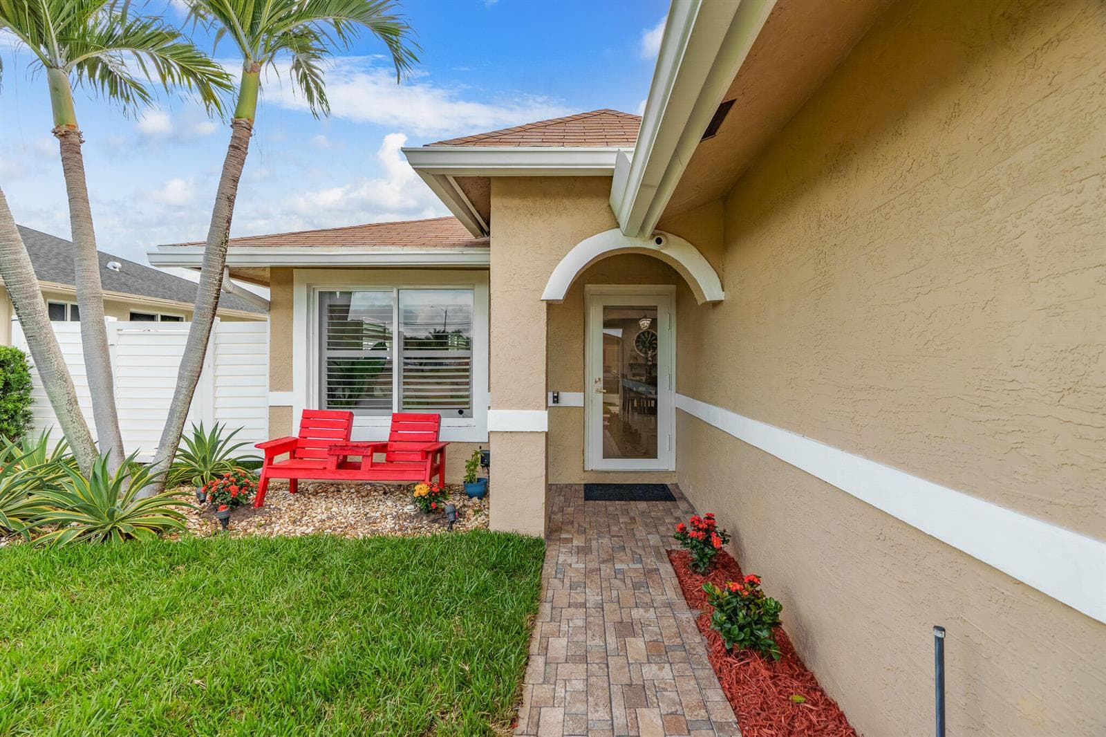 533 NE 1st Avenue, Deerfield Beach, FL 33441 — zdjęcie 4