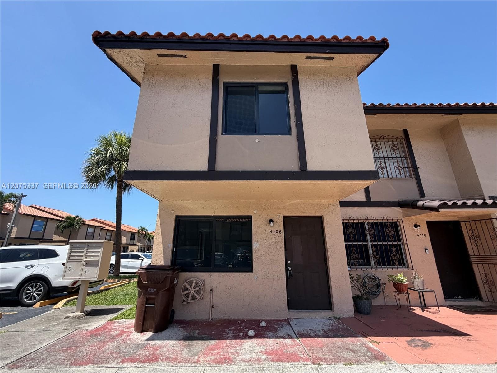 4106 W 11th Ct # 66, Hialeah, FL 33012 — zdjęcie 2