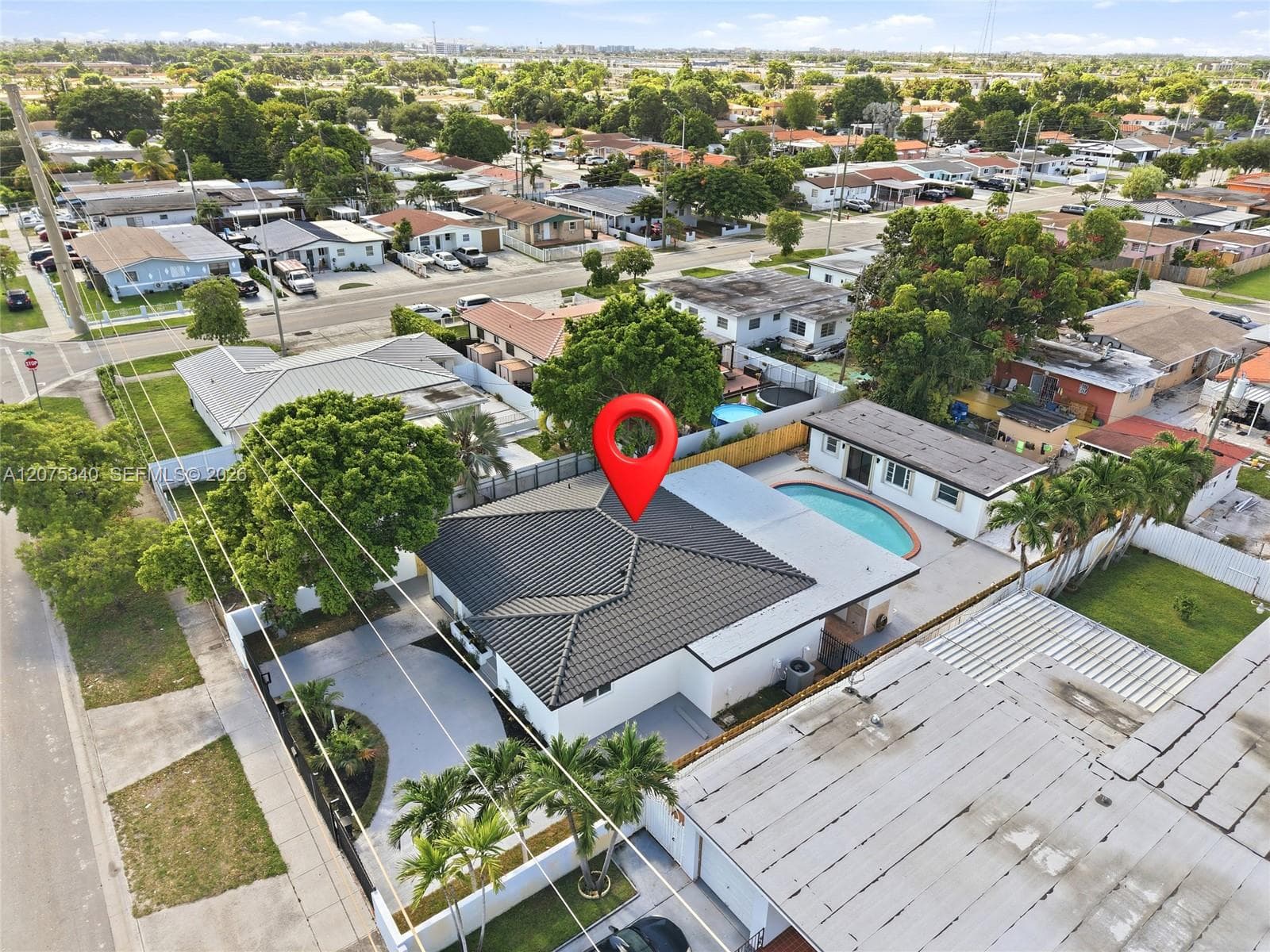 275 W 13th St, Hialeah, FL 33010 — zdjęcie 2