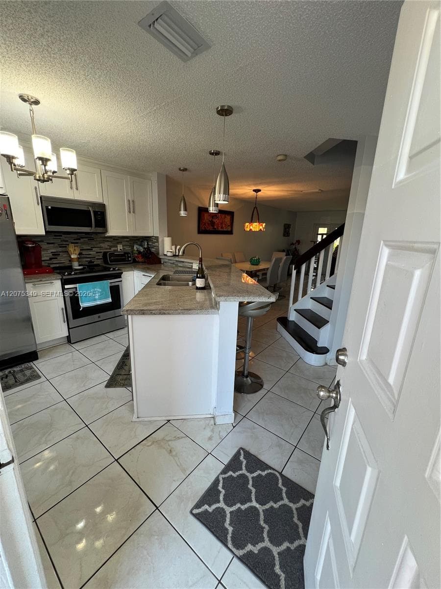 5214 NW 190th St, Miami Gardens, FL 33055 — zdjęcie 5