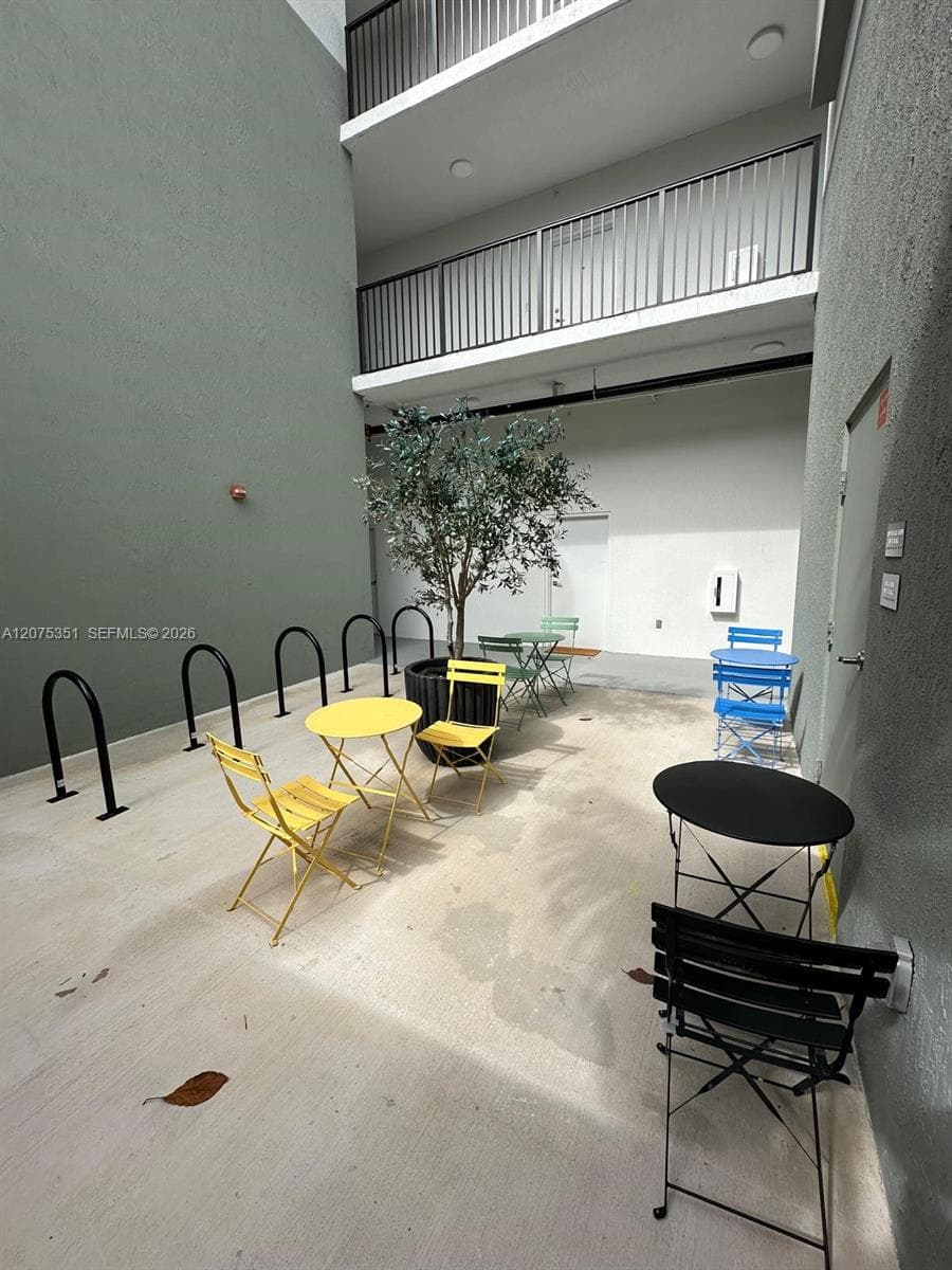 3422 NW 5th Ave # 404, Miami, FL 33127 — zdjęcie 2