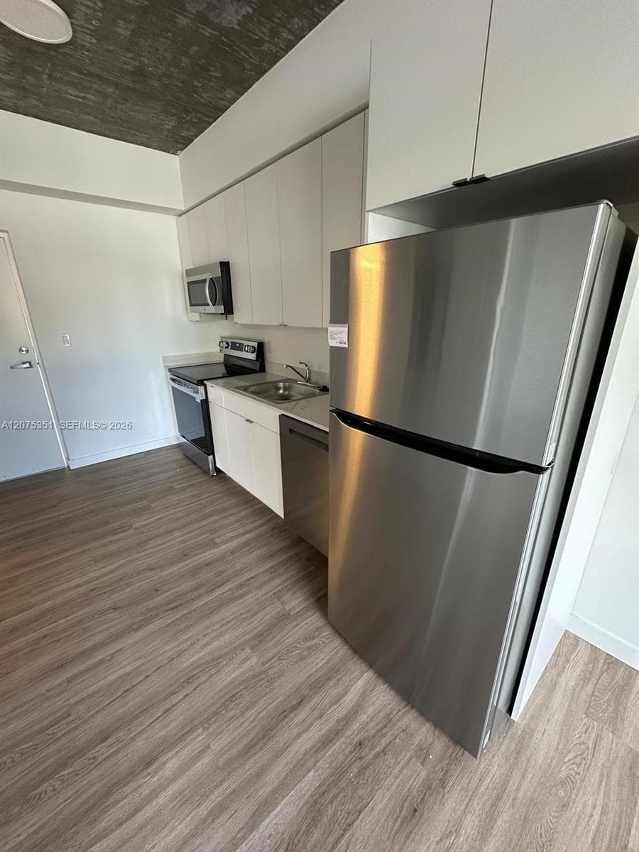3422 NW 5th Ave # 404, Miami, FL 33127 — zdjęcie 5