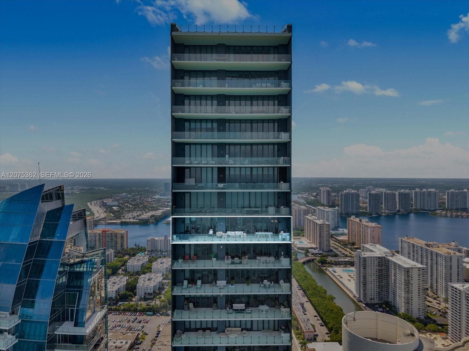 17141 Collins Ave # 4201, Sunny Isles Beach, FL 33160 — zdjęcie 2