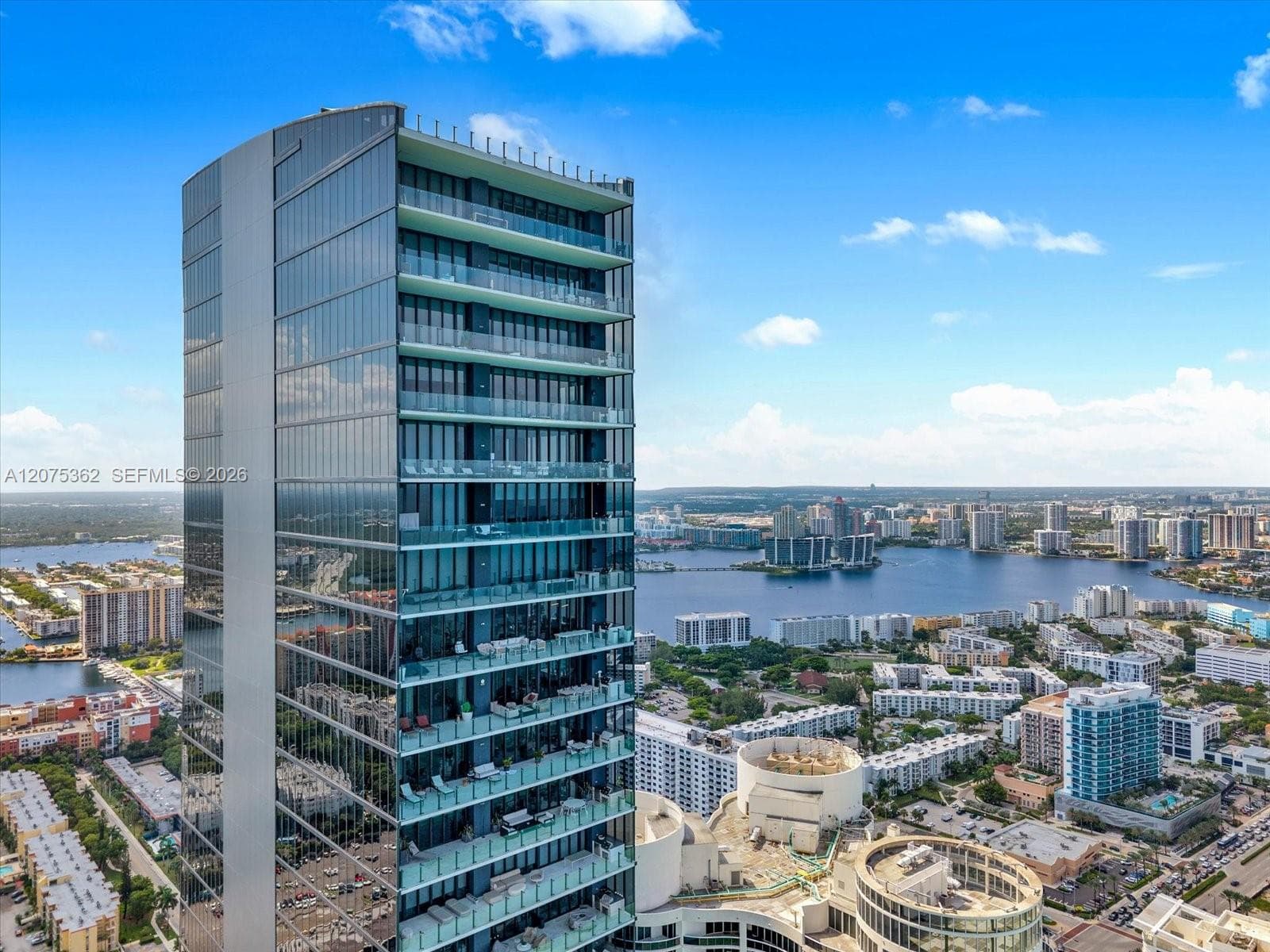 17141 Collins Ave # 4201, Sunny Isles Beach, FL 33160 — zdjęcie 3