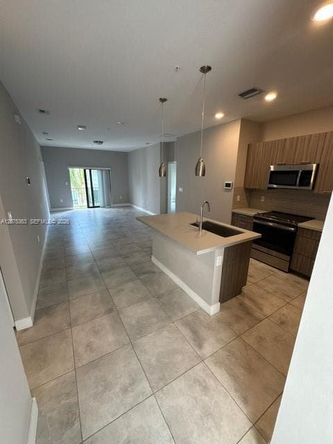 4700 NW 84th Ave # 31, Doral, FL 33166 — zdjęcie 4