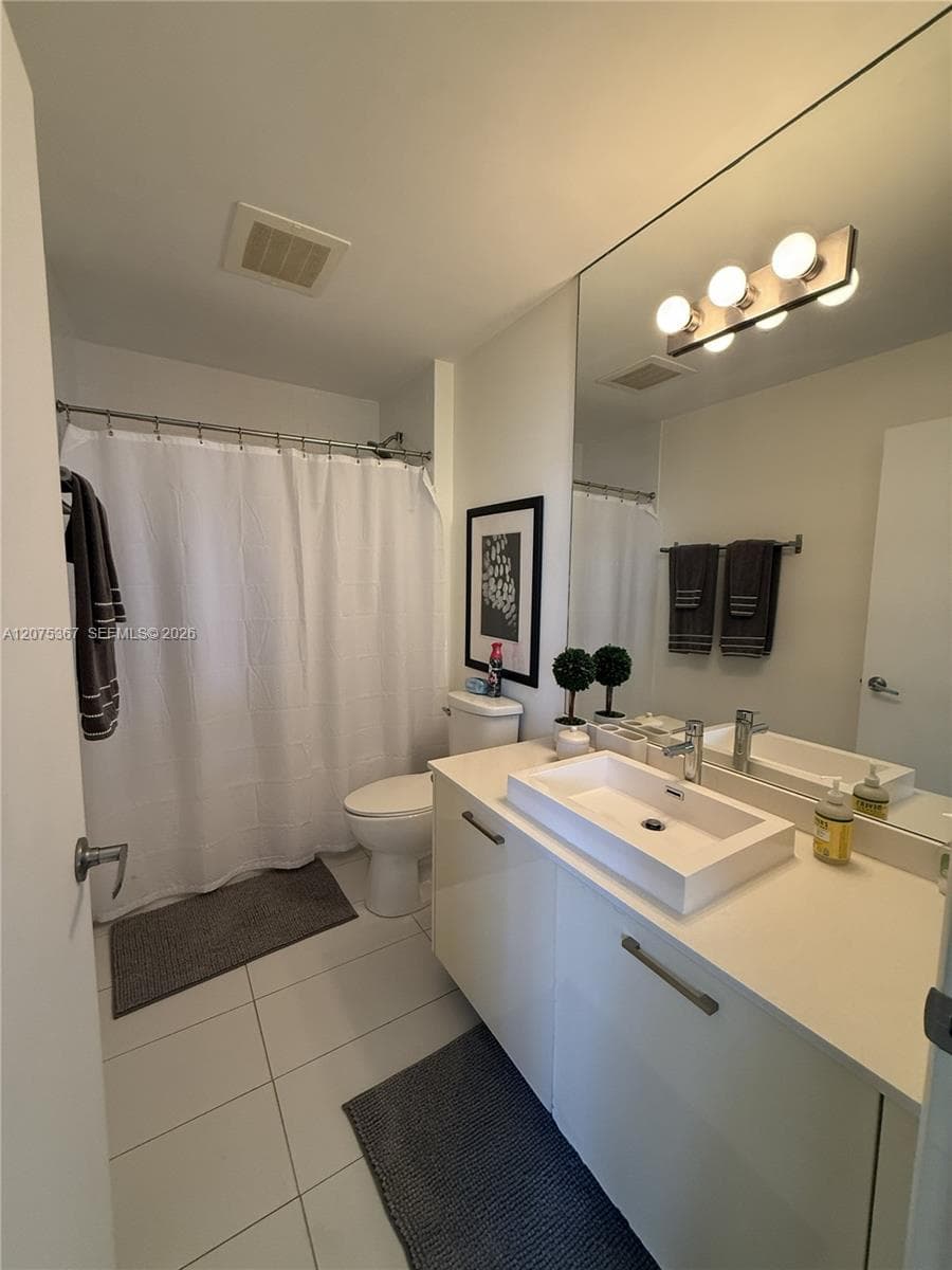 151 SE 1st St # 405, Miami, FL 33131 — zdjęcie 5