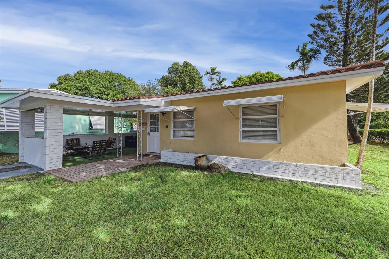 1420 MIAMI Road # C, Fort Lauderdale, FL 33316