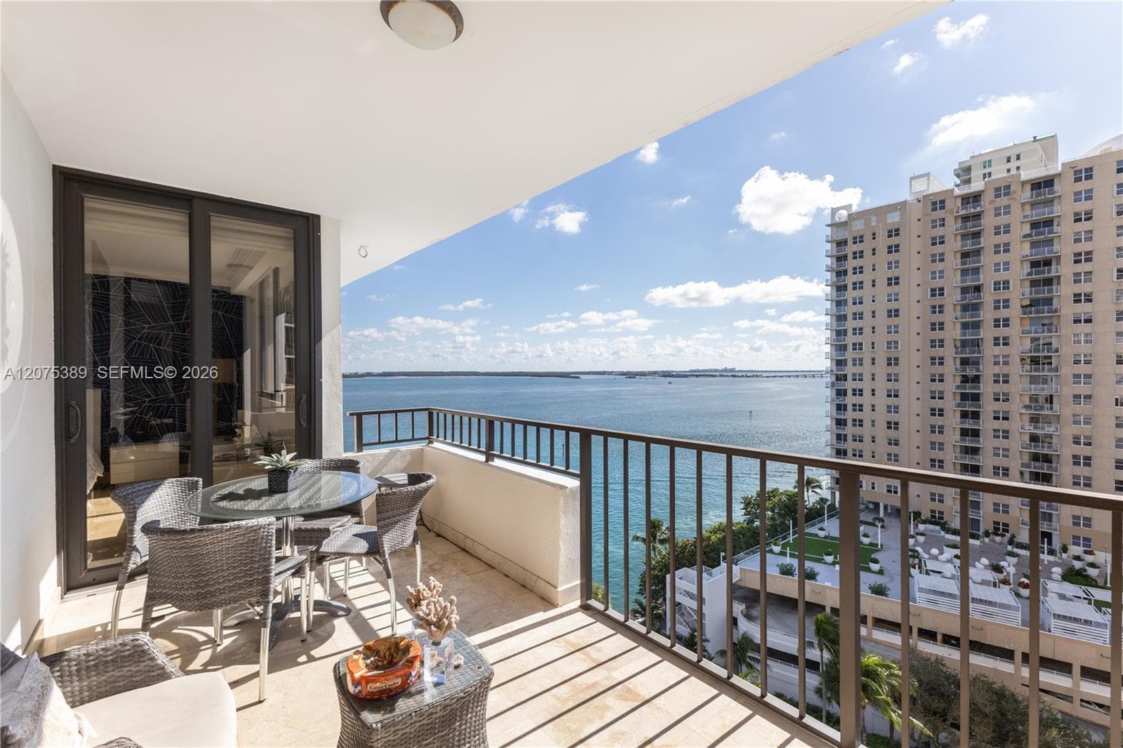520 Brickell Key Dr # A1207, Miami, FL 33131 — zdjęcie 2