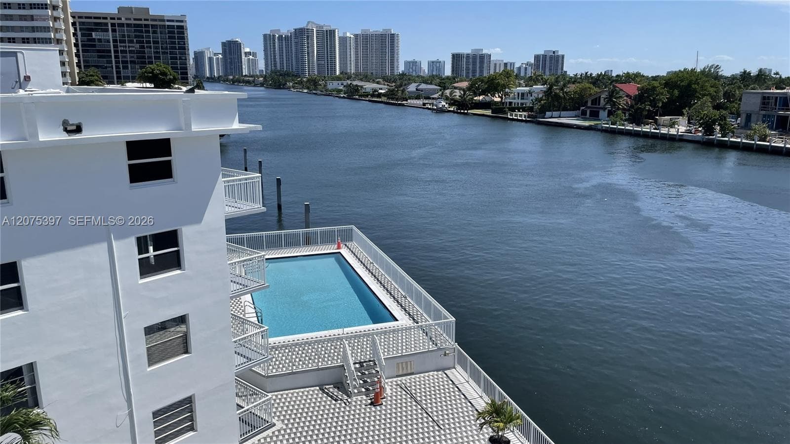 1913 S Ocean Dr # 419, Hallandale Beach, FL 33009 — zdjęcie 2
