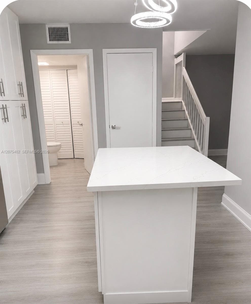 8212 S Coral Cir, North Lauderdale, FL 33068 — zdjęcie 2