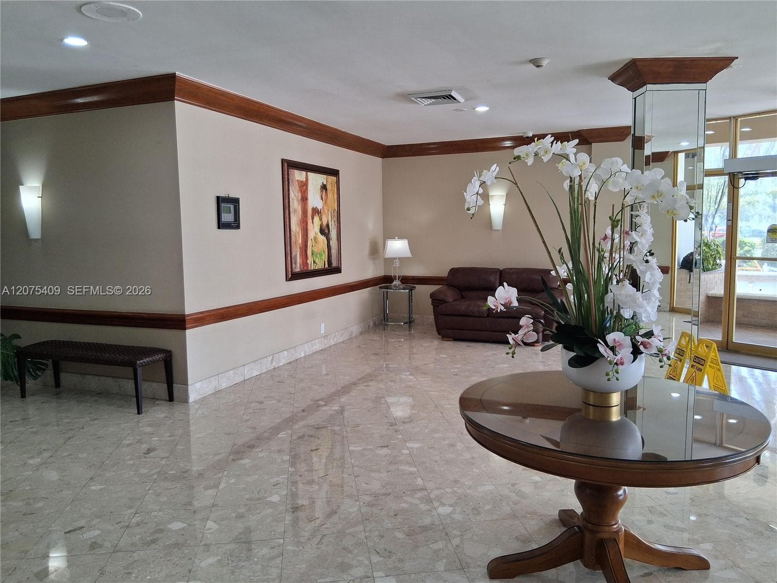 100 Golden Isles Dr # 206, Hallandale Beach, FL 33009 — zdjęcie 4
