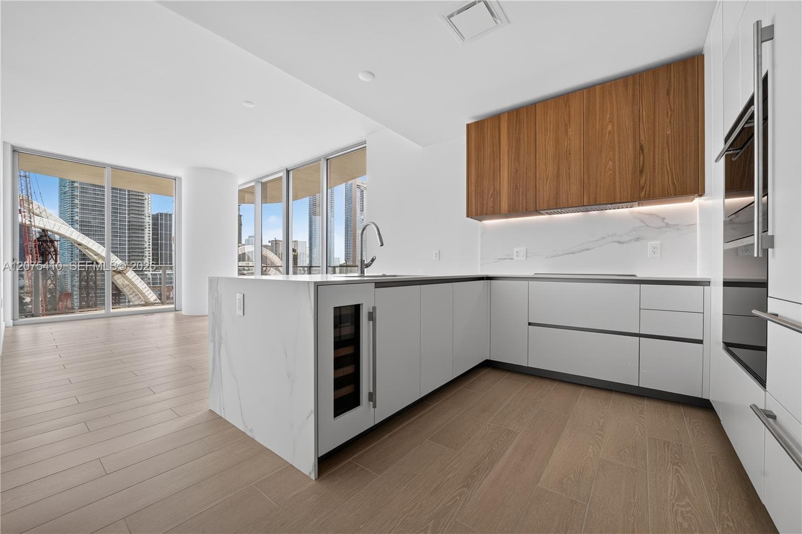 1400 Biscayne Blvd # 1502, Miami, FL 33132 — zdjęcie 3