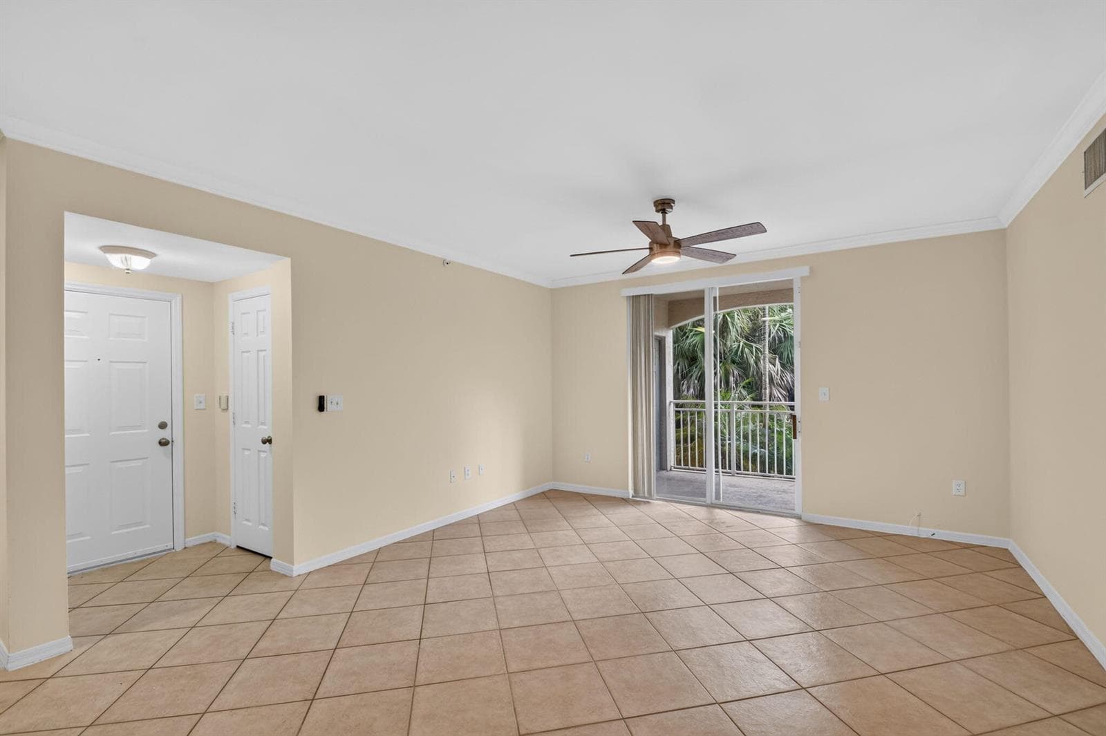 6370 EMERALD DUNES Drive # 203, West Palm Beach, FL 33411 — zdjęcie 5