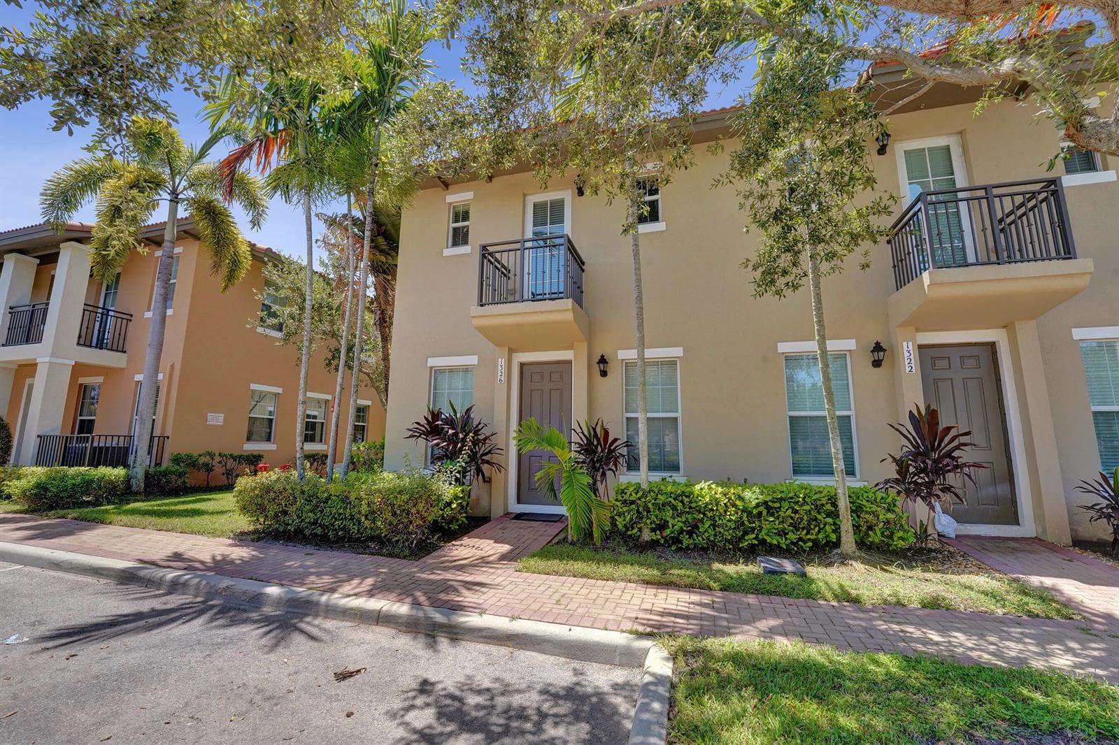 1326 SW 147TH Terrace, Pembroke Pines, FL 33027