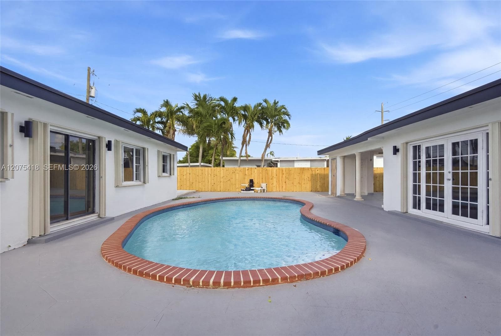 275 W 13 St, Hialeah, FL 33010 — zdjęcie 3