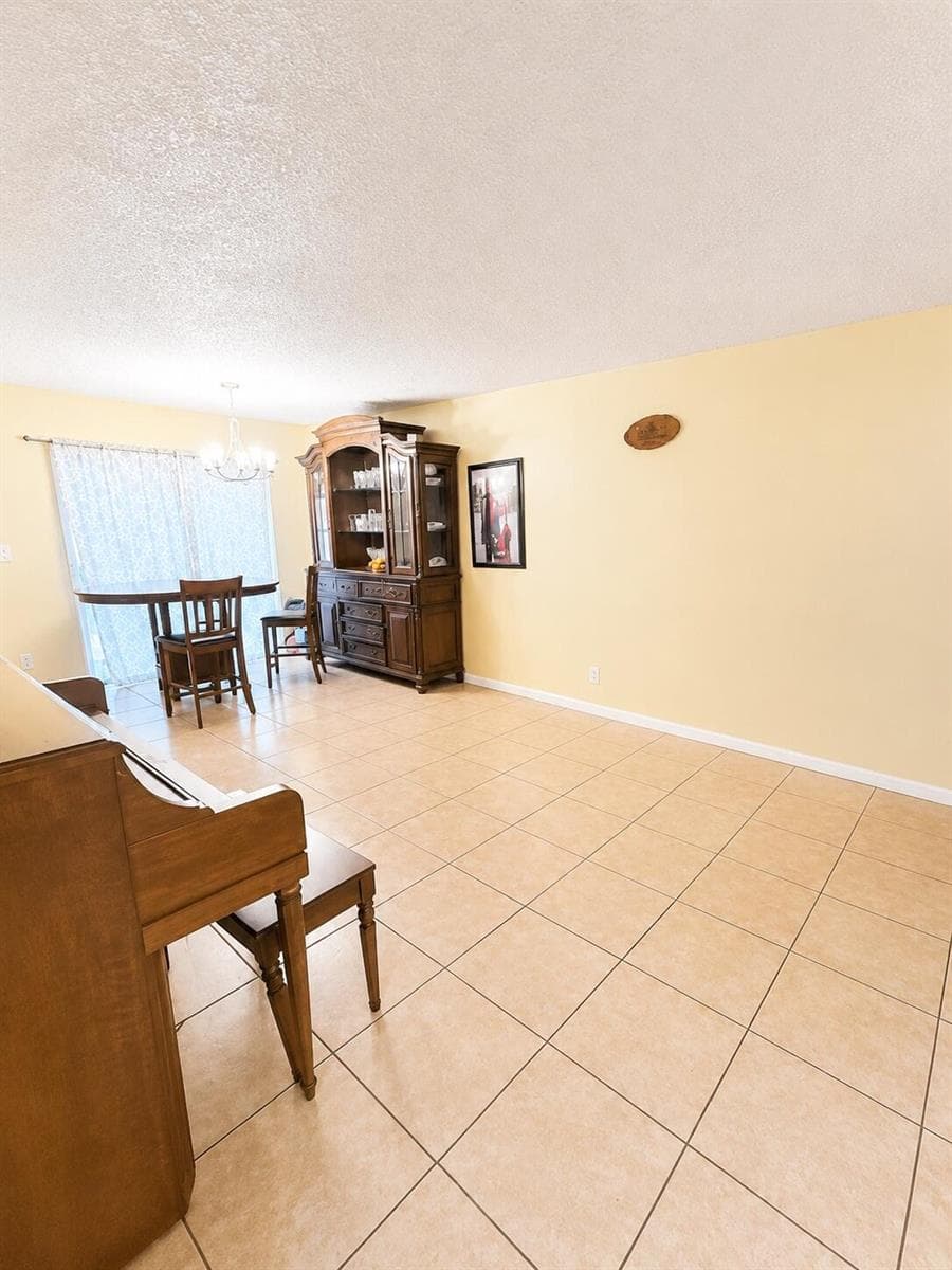 3331 Commodore Court, West Palm Beach, FL 33411 — zdjęcie 2