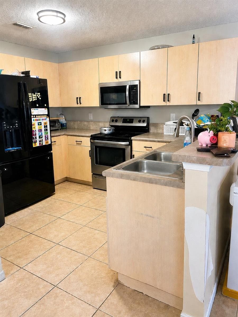 3331 Commodore Court, West Palm Beach, FL 33411 — zdjęcie 4