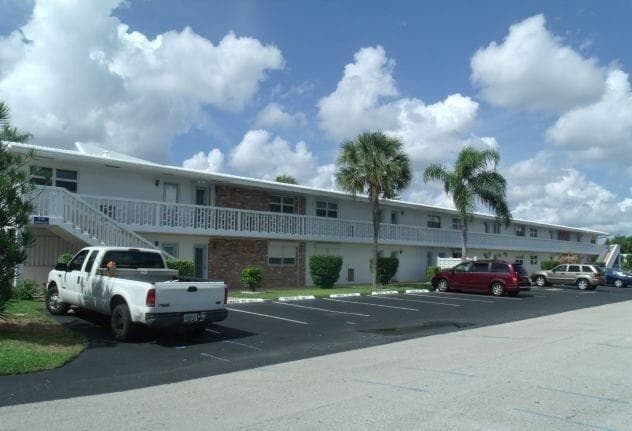 232 HIBISCUS Avenue # 114, Lauderdale By The Sea, FL 33308 — zdjęcie 2