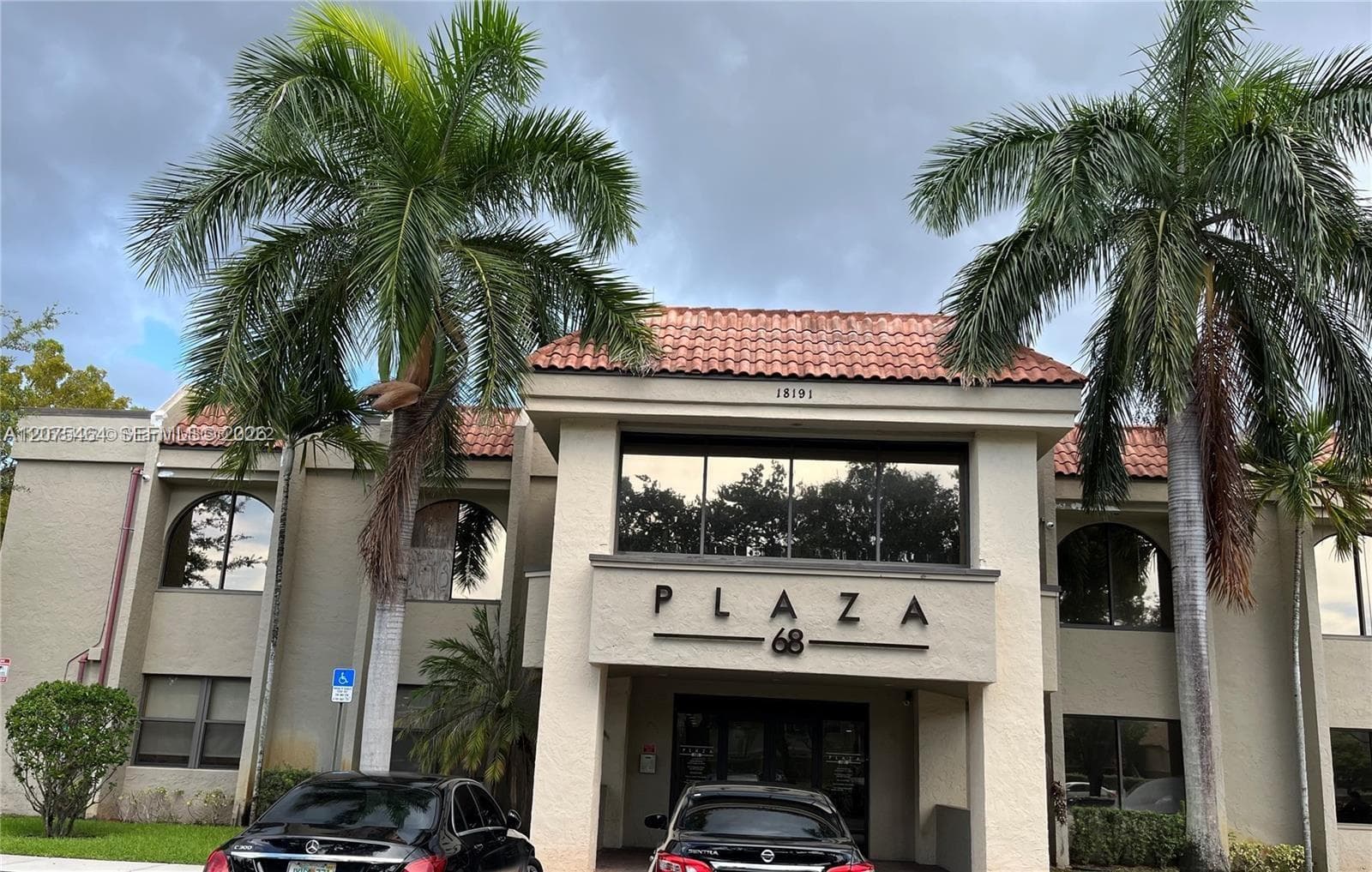 18191 NW 68th Ave # 212, Miami, FL 33015