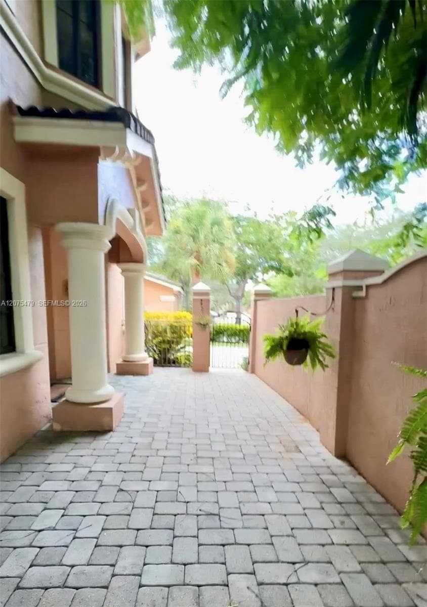 2787 Center Ct Dr # 1-23, Weston, FL 33332 — zdjęcie 5
