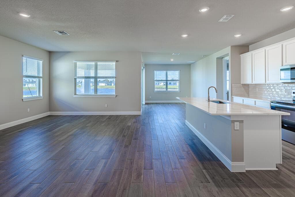 9002 DAHLIA Circle, Port St. Lucie, FL 34986 — zdjęcie 4