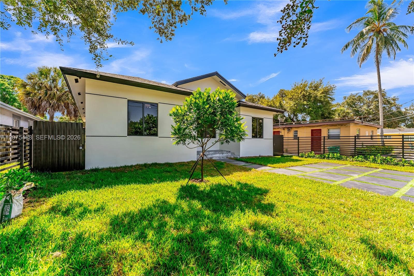512 NW 23rd Ave, Fort Lauderdale, FL 33311 — zdjęcie 3