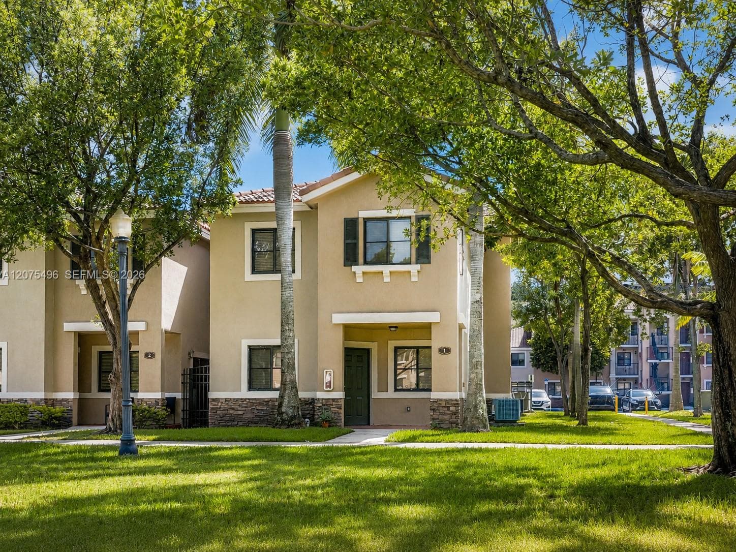 22821 SW 88th Pl # 1-20, Cutler Bay, FL 33190 — zdjęcie 2