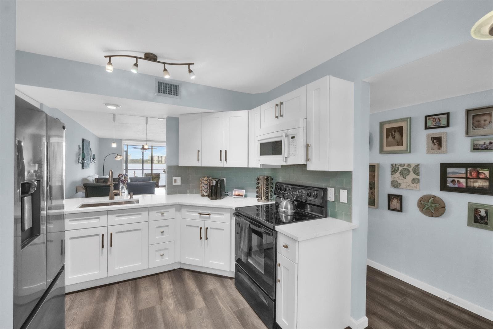 116 LAKE EMERALD Drive # 101, Oakland Park, FL 33309 — zdjęcie 3