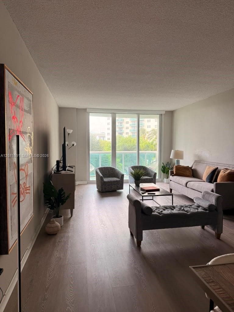 19380 Collins Ave # 317, Sunny Isles Beach, FL 33160 — zdjęcie 4