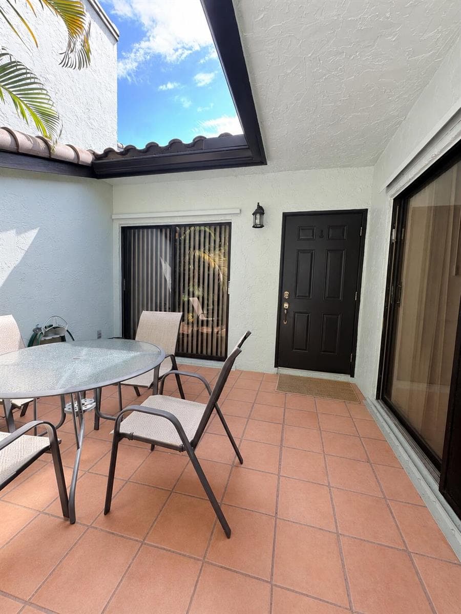 22274 PINEAPPLE WALK Drive # 1, Boca Raton, FL 33433