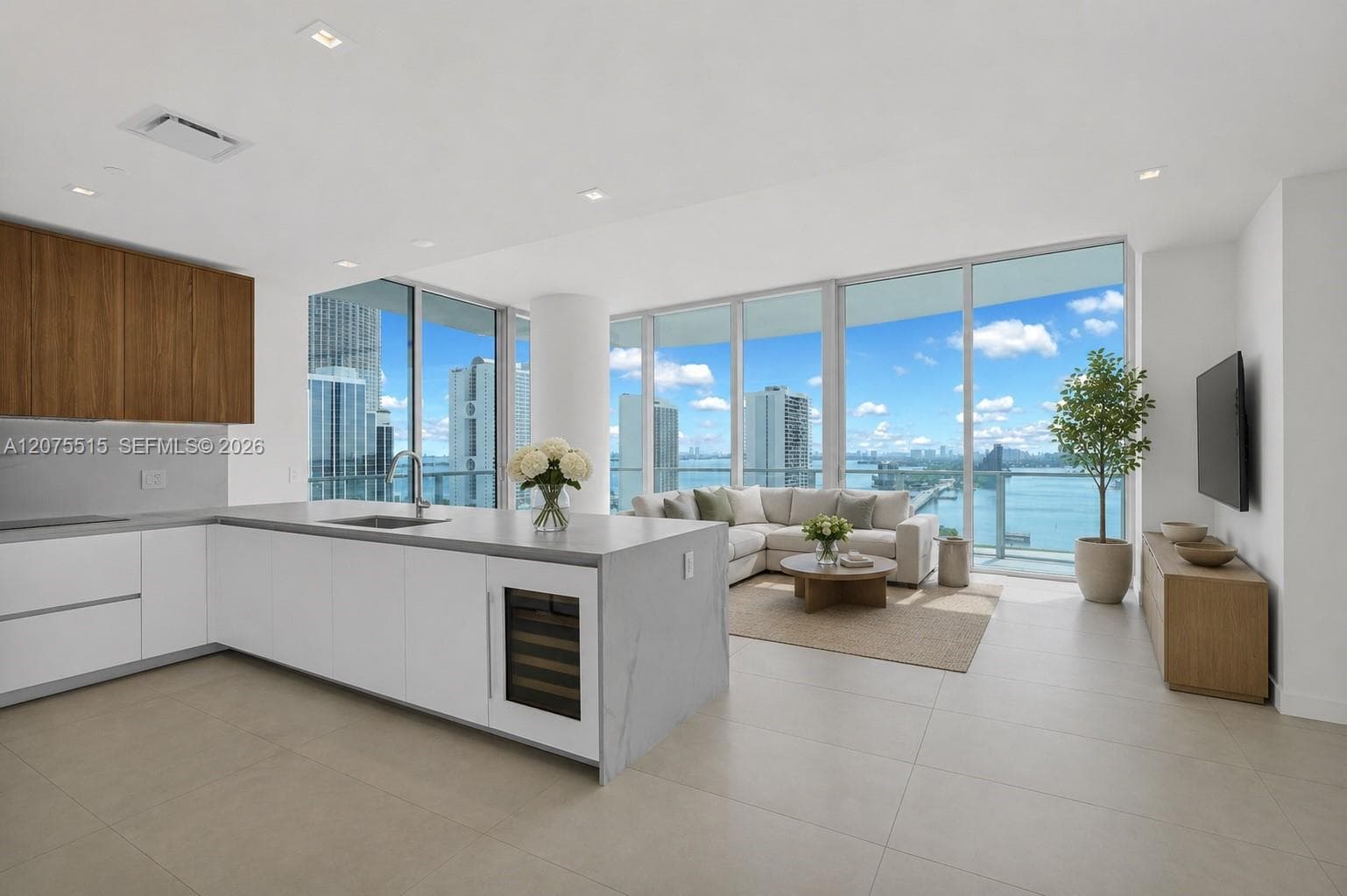 1400 Biscayne Blvd # 1706, Miami, FL 33132 — zdjęcie 5