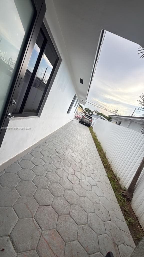 2370 NW 33rd St # 2370, Miami, FL 33142 — zdjęcie 4