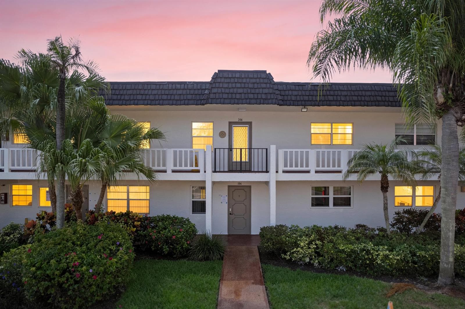 6 ABBEY Lane # 206, Delray Beach, FL 33446