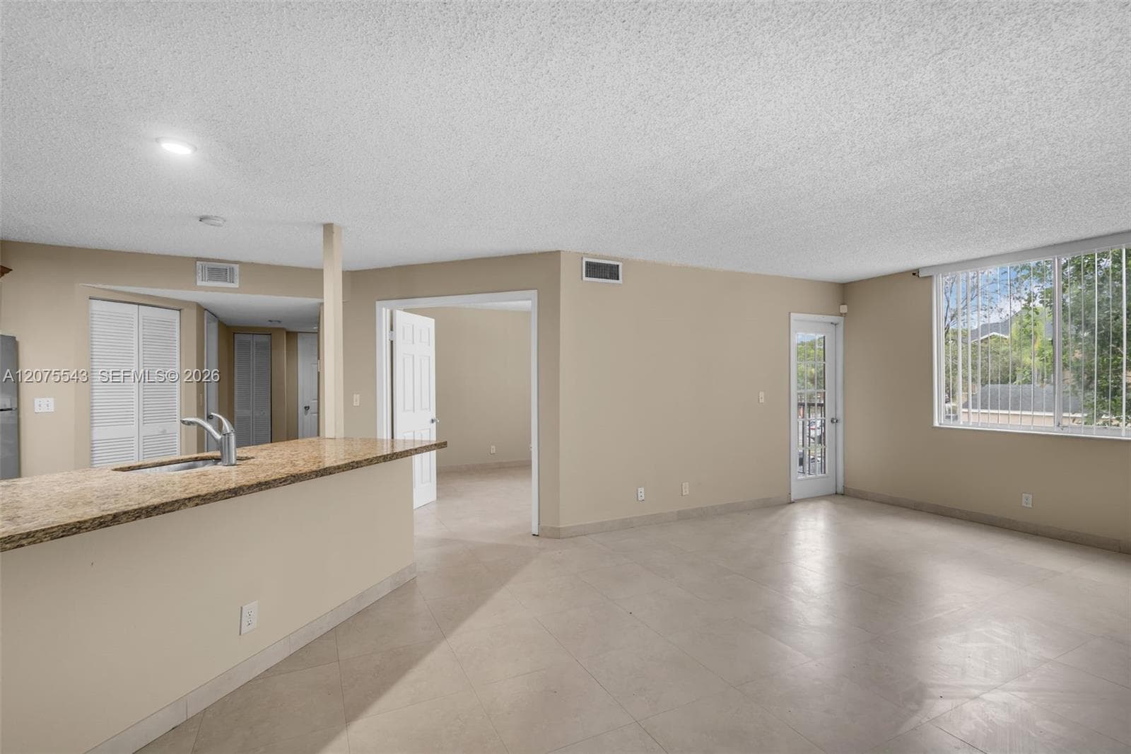 4015 W Mcnab Rd # D210, Pompano Beach, FL 33069 — zdjęcie 3