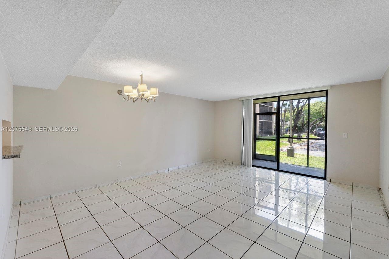8420 SW 133rd Ave Rd # 105, Miami, FL 33183