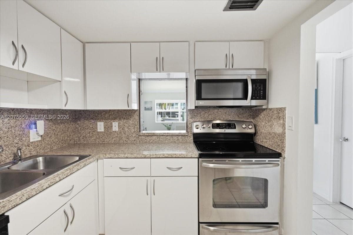 3105 NE 28th St # 1B, Fort Lauderdale, FL 33308 — zdjęcie 2