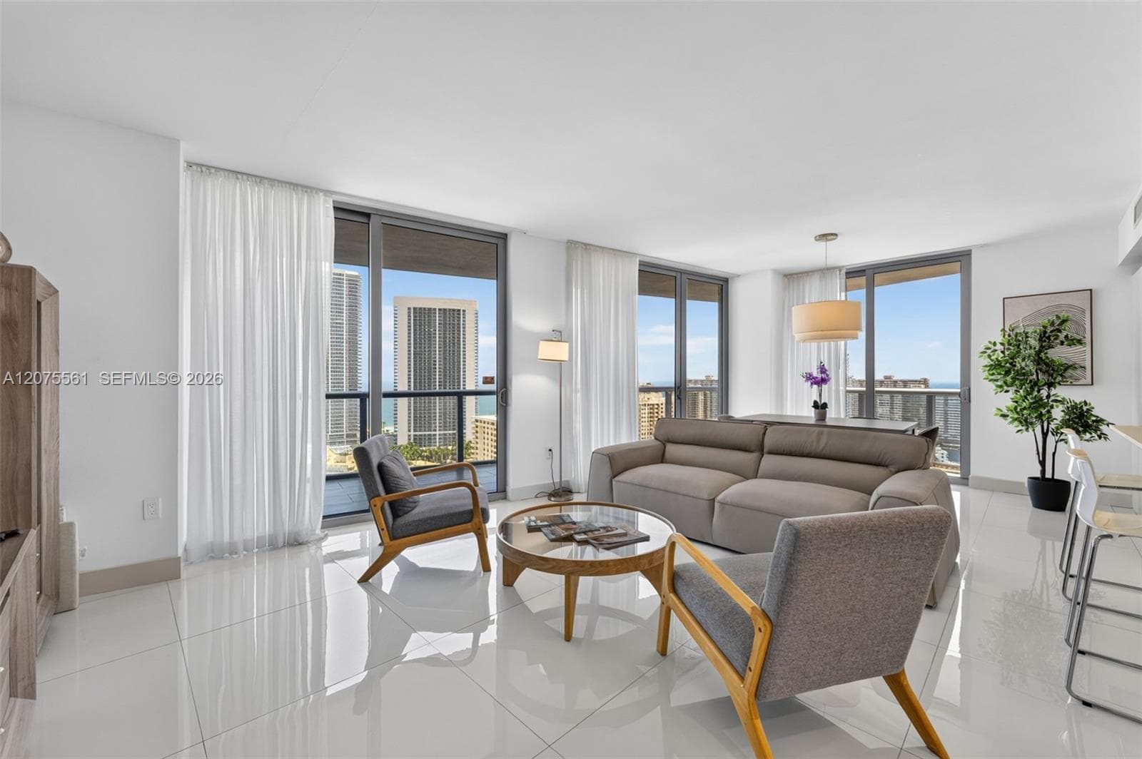 2600 E Hallandale Beach Blvd # 2510, Hallandale Beach, FL 33009 — zdjęcie 4