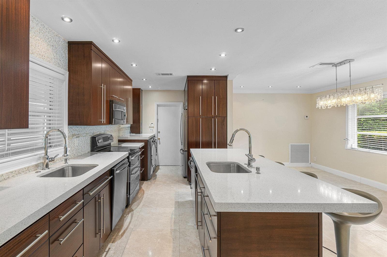 317 NE 2ND Street, Boca Raton, FL 33432 — zdjęcie 5