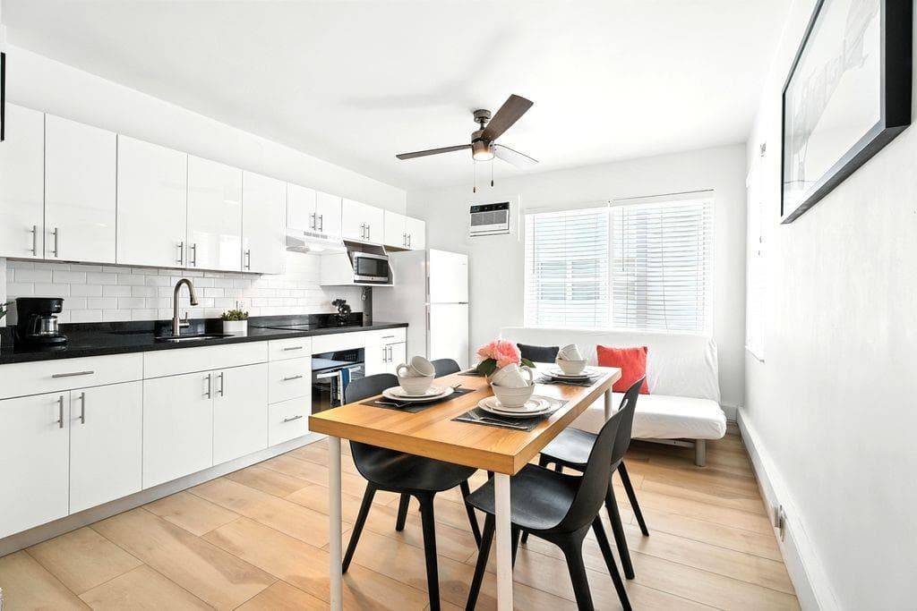 343 VAN BUREN Street # 4, Hollywood, FL 33019 — zdjęcie 2