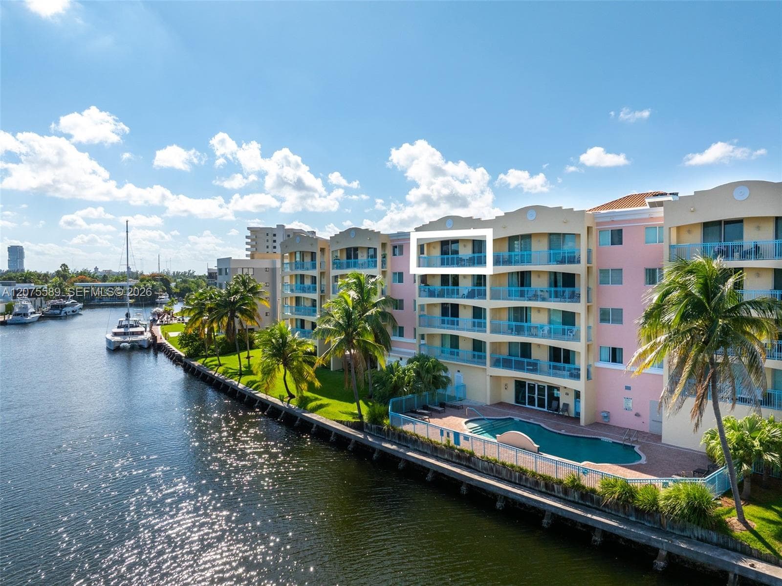 201 Golden Isles Dr # 505, Hallandale Beach, FL 33009